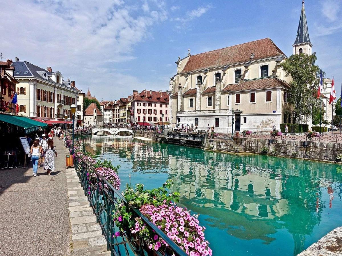 Campanile Annecy - Cran Gevrier Hotel Exterior photo
