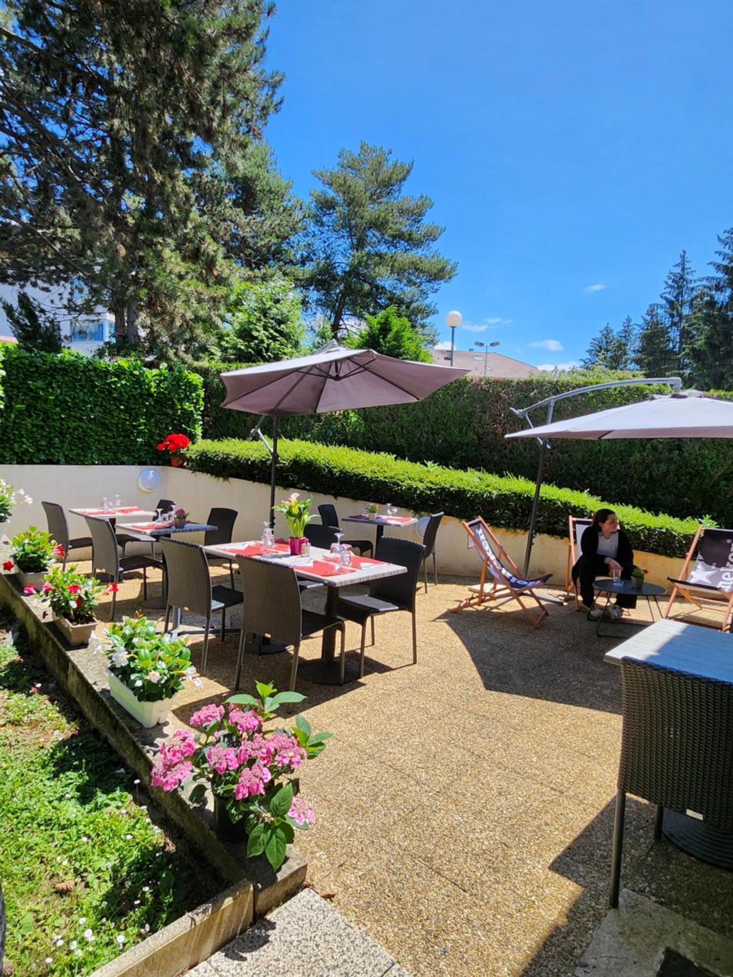 Campanile Annecy - Cran Gevrier Hotel Exterior photo